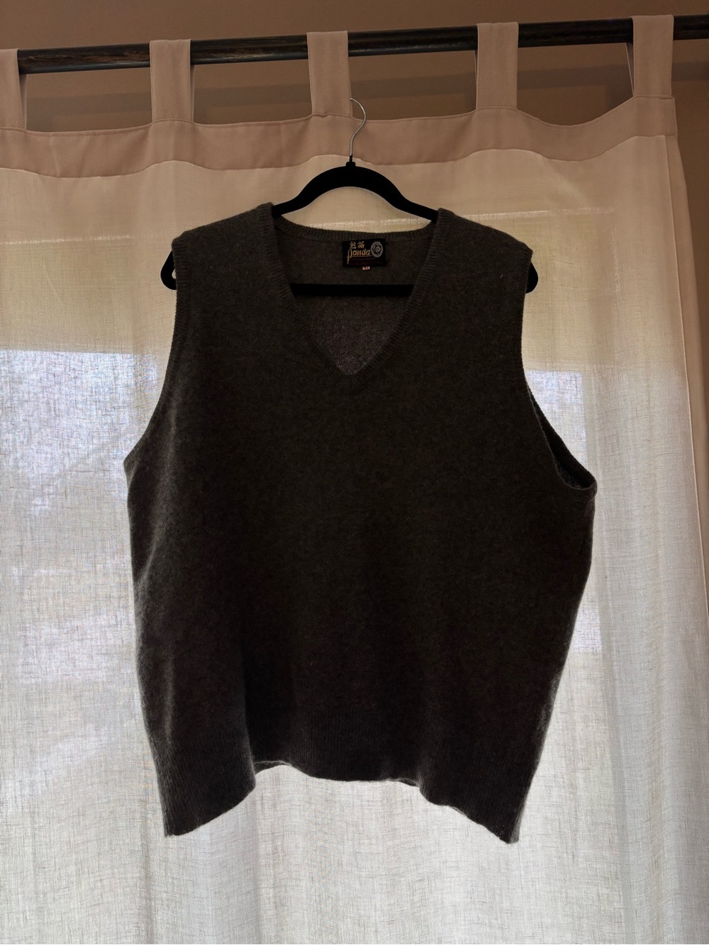 100% cashmere men’s sweater
